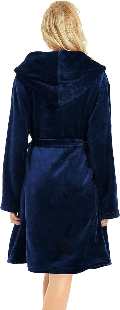 Women's Hooded Fleece Robe - Short Plush Spa Bathrobe for Ultimate Comfort and Warmth