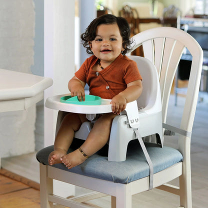 Deluxe Learn-To-Dine Feeding Seat - Perfect for Ages 6 Months to 3 Years in Vibrant Orange and Teal