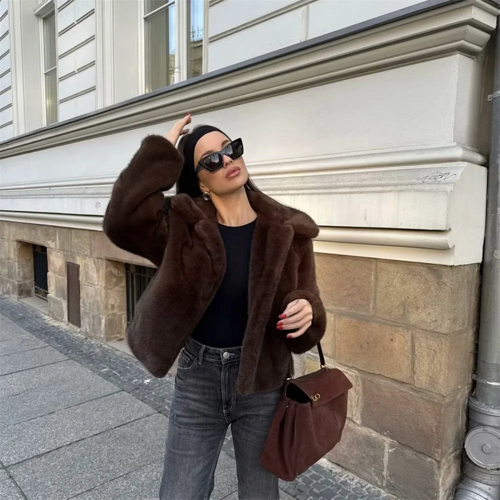 New winter fashion women's casual avant-garde design with European and American style brown fur integrated jacket
