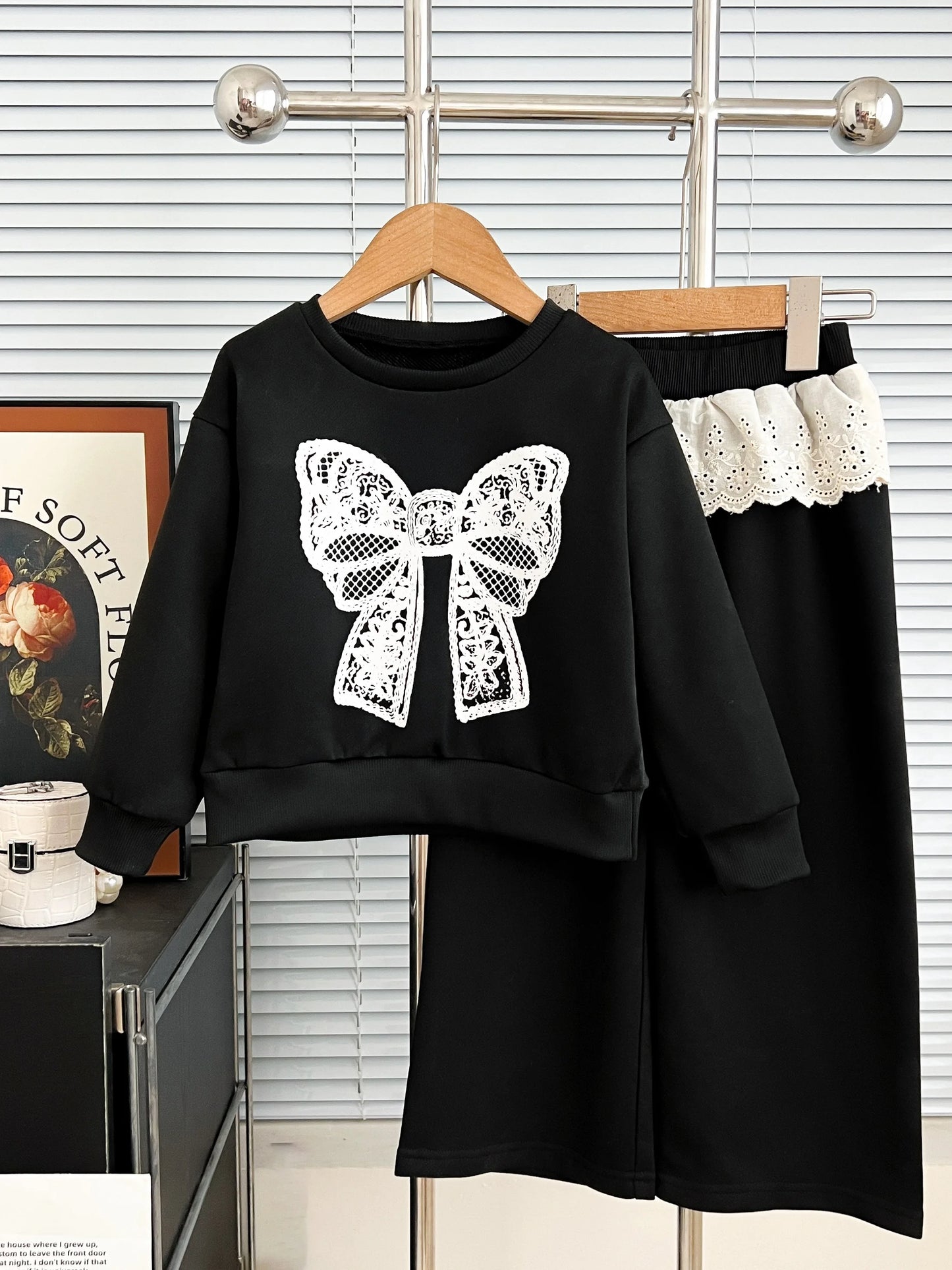 children's clothing for 3-7 years  white bow printed long-sleeved top + pants autumn girls set