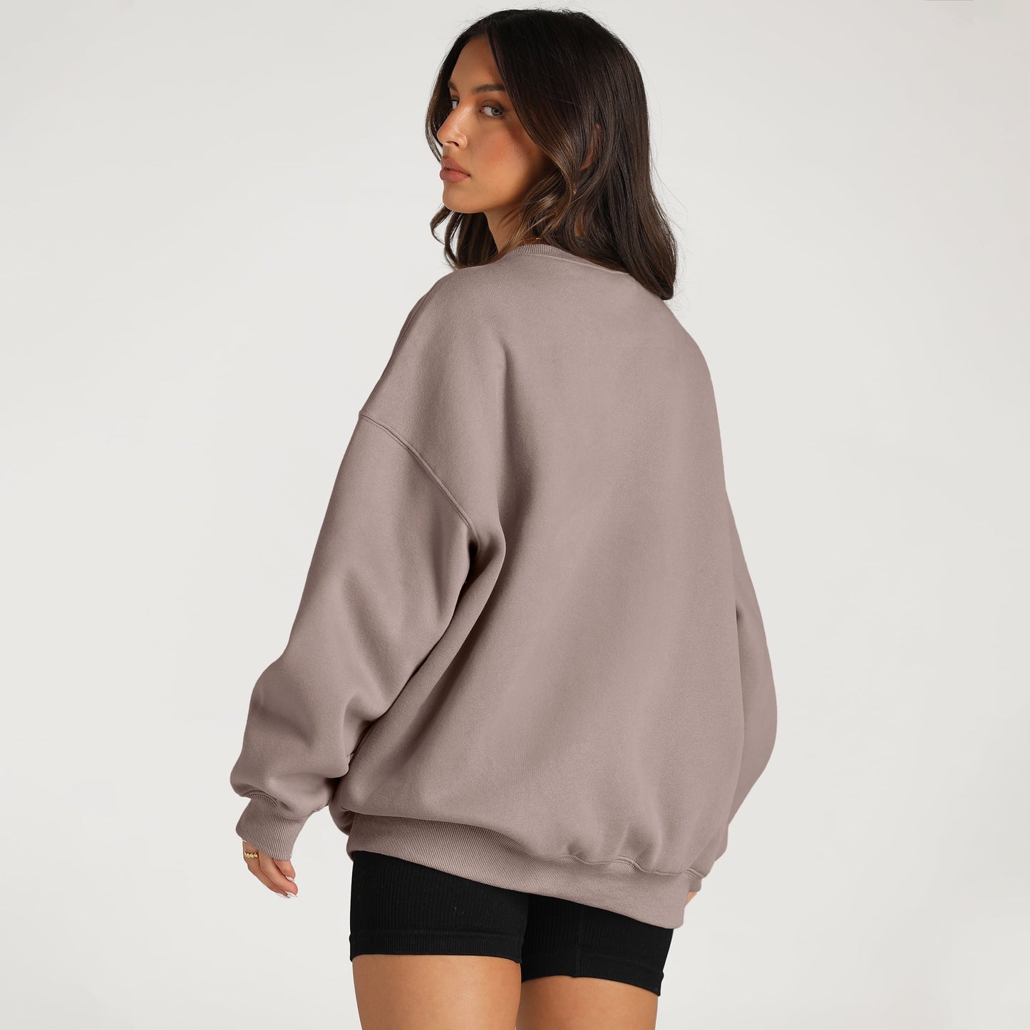 Chic & Cozy Oversized Crewneck Sweatshirts for Women - Y2K Hoodies & Casual Fall Fashion Pullover Sweaters